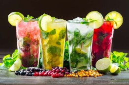 set of 4 cocktail glasses